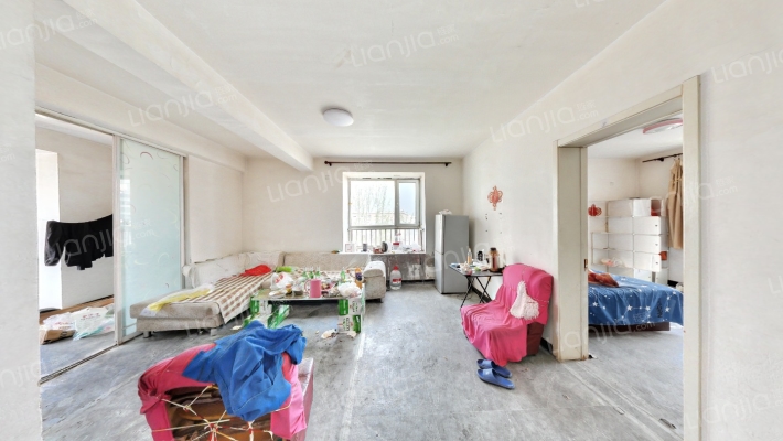 雍盛花苑二手房实景图