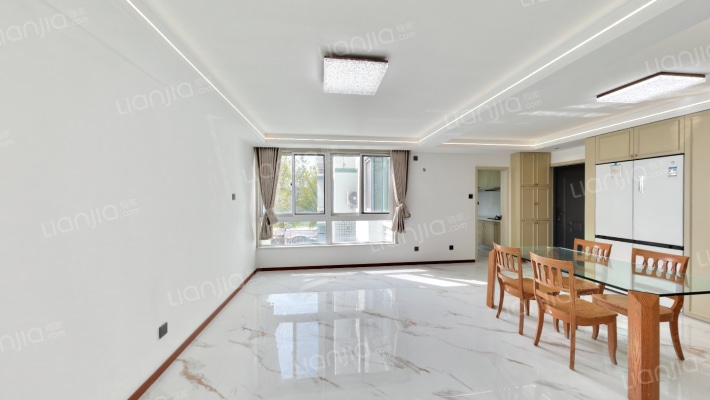 东润枫景一期二手房实景图