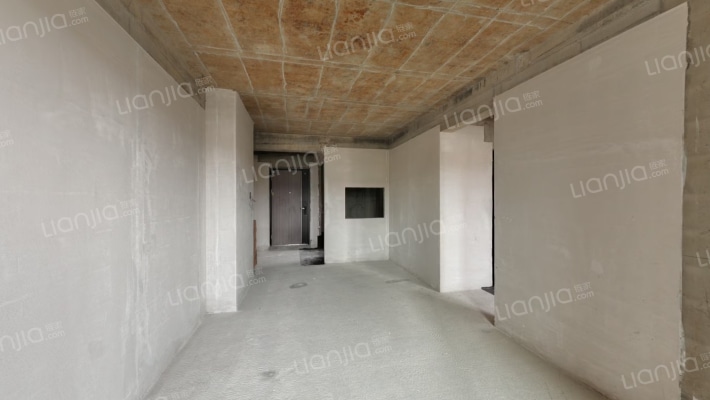 万科云翠隐秀二手房实景图