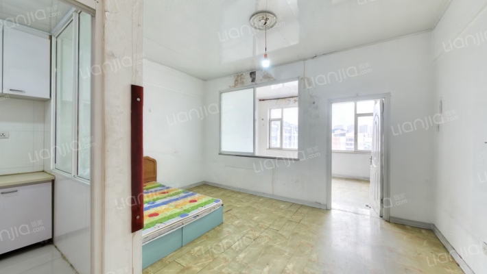 宝丰综合楼二手房实景图