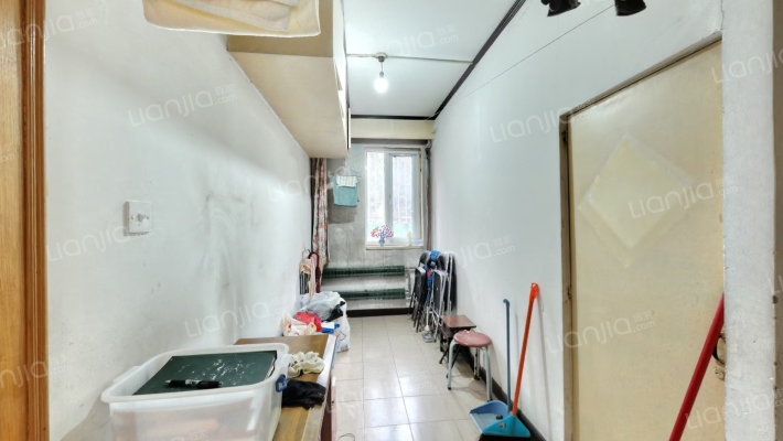 团结湖中路南一条二手房实景图