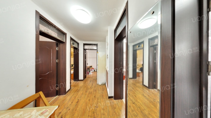 红旗楼二手房实景图