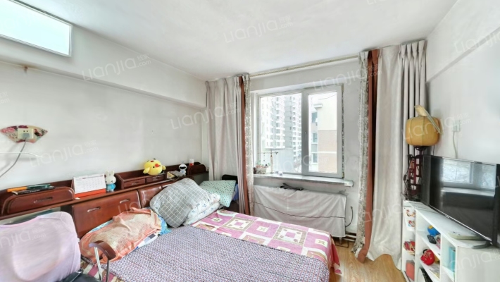 玻璃制瓶厂宿舍小区二手房实景图