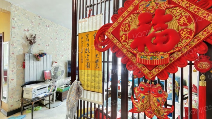 东郡蓝湾二手房实景图