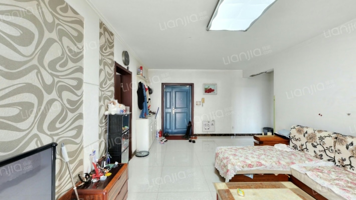 义堂新村C区3号地二手房实景图