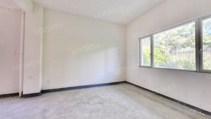 万科君悦云台二手房实景图