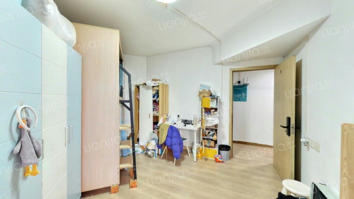 鸿景园二手房实景图