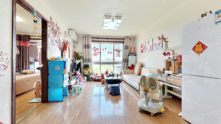 临镜苑二手房实景图