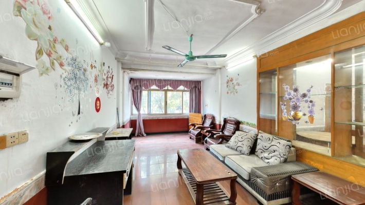 清狮花园二手房实景图