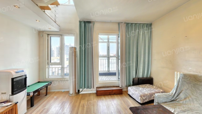 重汽翡翠郡北区二手房实景图