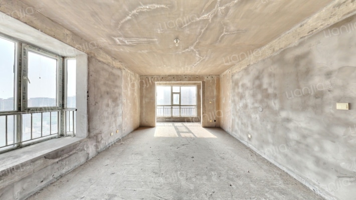西北灯具公司商住楼二手房实景图