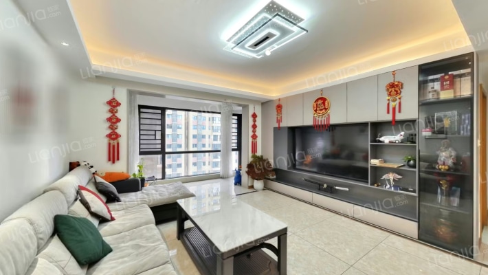 中建嘉和城凤凰台二手房实景图