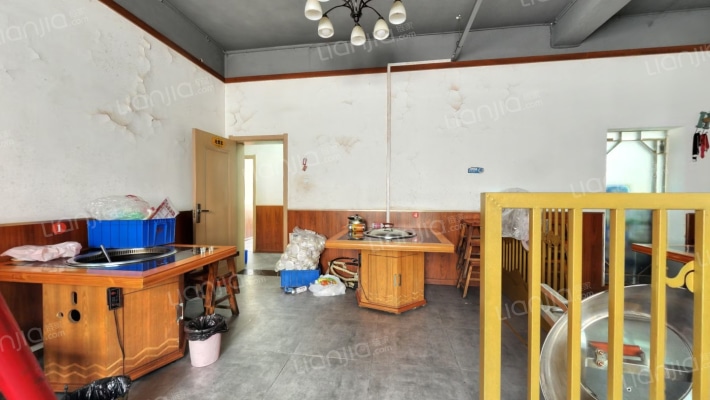 怀义物资有限公司住宅楼二手房实景图