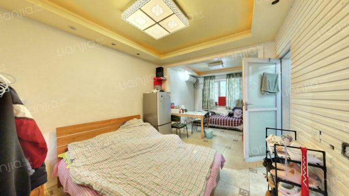 西绦胡同二手房实景图