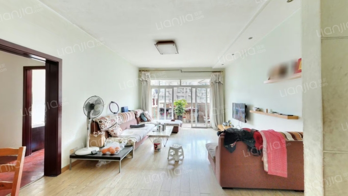 建工职院小区二手房实景图