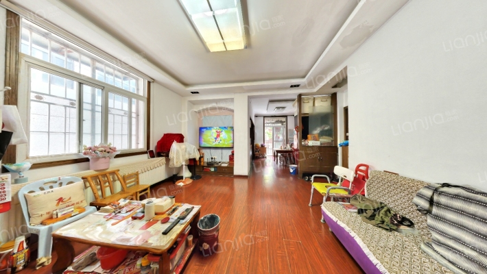 东鸿小区二手房实景图