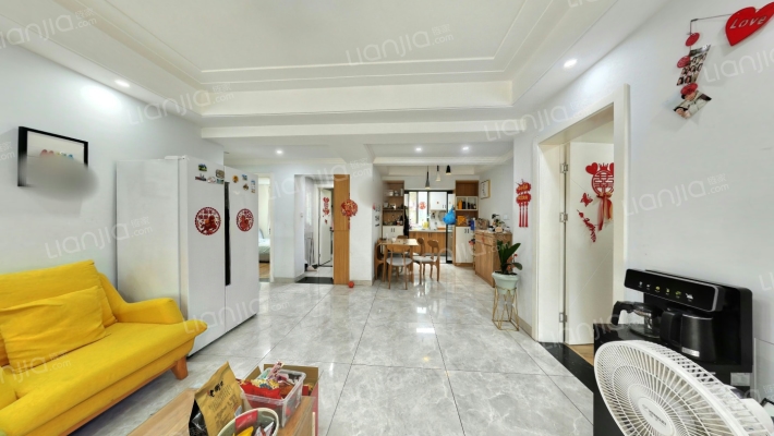 东湖华庭二手房实景图
