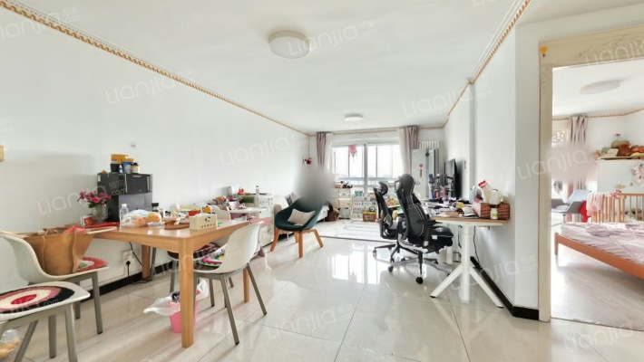 天鸿美域二手房实景图