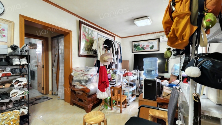 新莲新苑二手房实景图