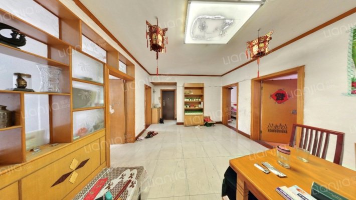 老街商城二手房实景图
