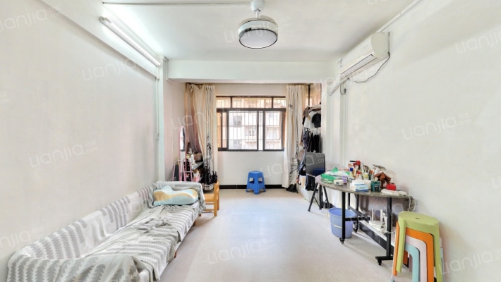 松岗大街宿舍二手房实景图