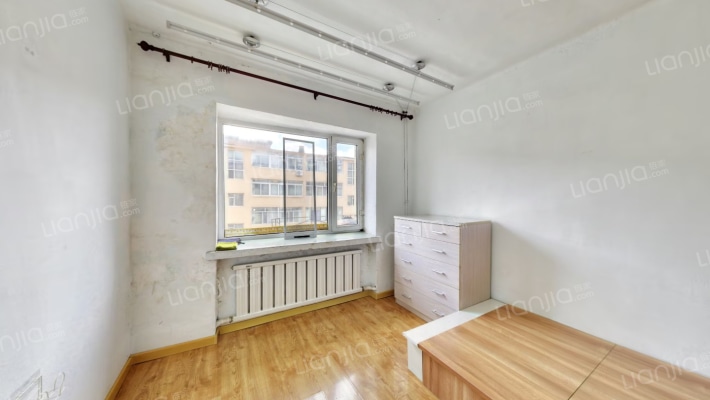 一建住宅小区二手房实景图