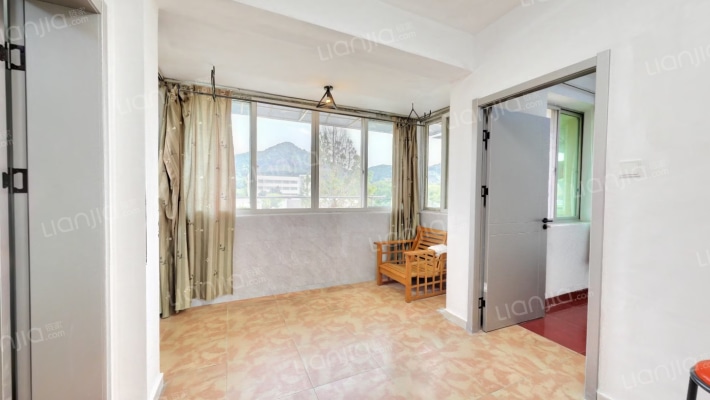 花坞新村二手房实景图