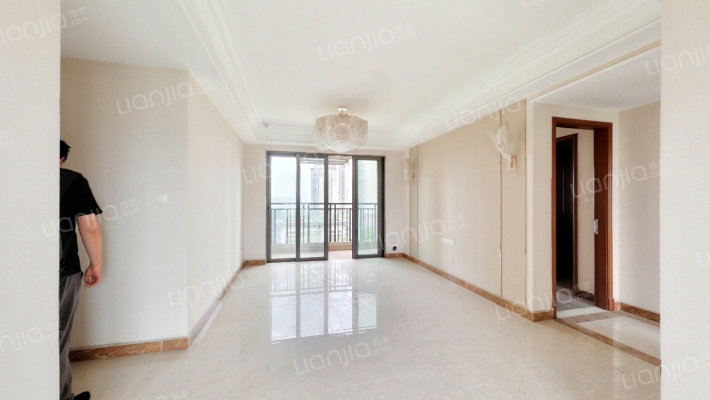 成都恒大悦府二手房实景图