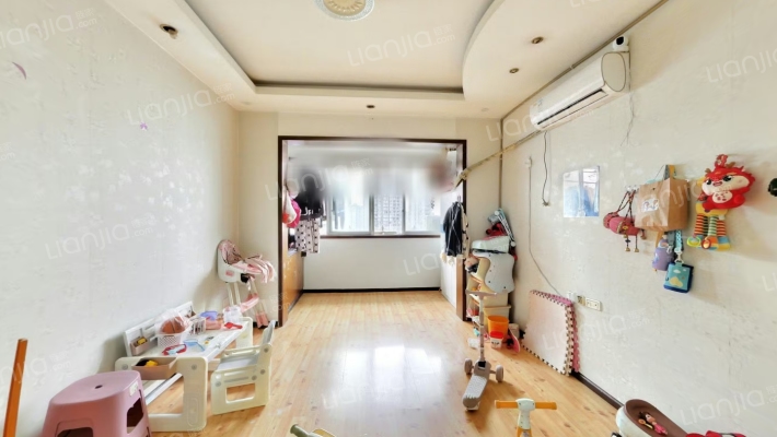 奥飞马二手房实景图