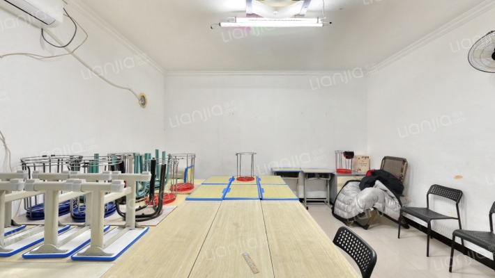 正信商住大厦二手房实景图