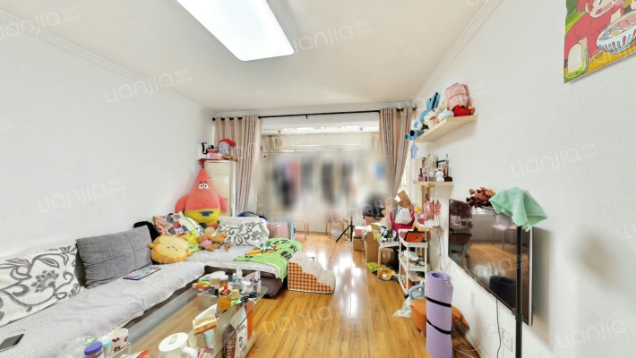佳宝路5号二手房实景图