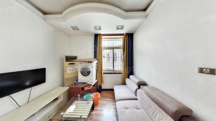 航侧小居二手房实景图