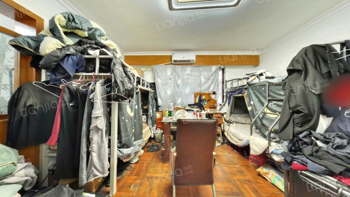 纺织品公司综合楼二手房实景图
