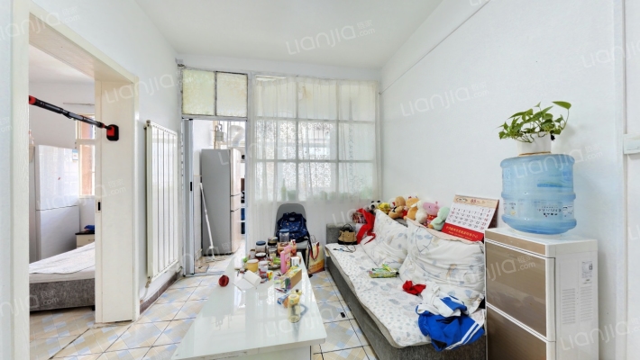 青年南街开发住宅三区二手房实景图