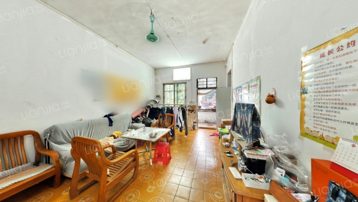 霞露后街二手房实景图