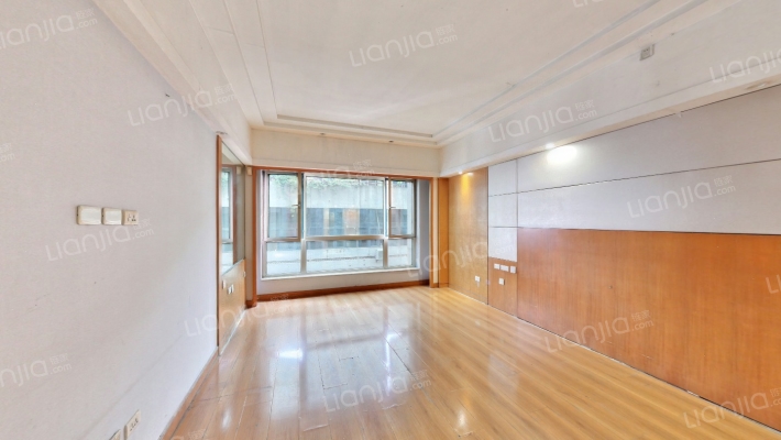solo公寓二手房实景图