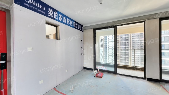国贸建发保利悦湖二手房实景图