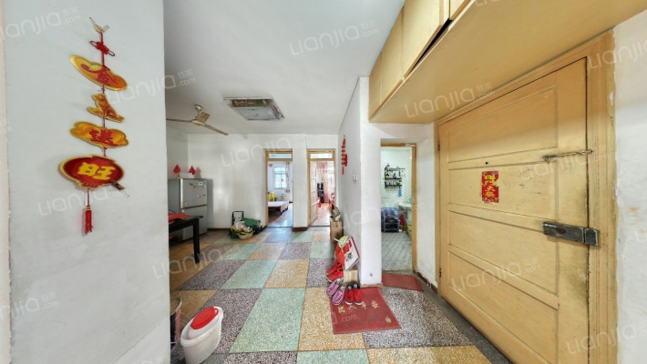 实小住宅楼二手房实景图