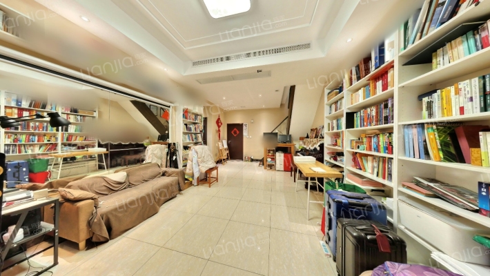 世华龙樾三期二手房实景图