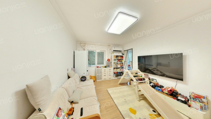 世嘉博苑二手房实景图