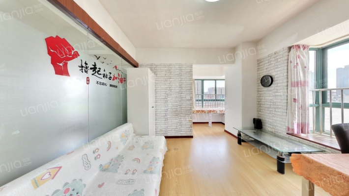 翡翠城二手房实景图