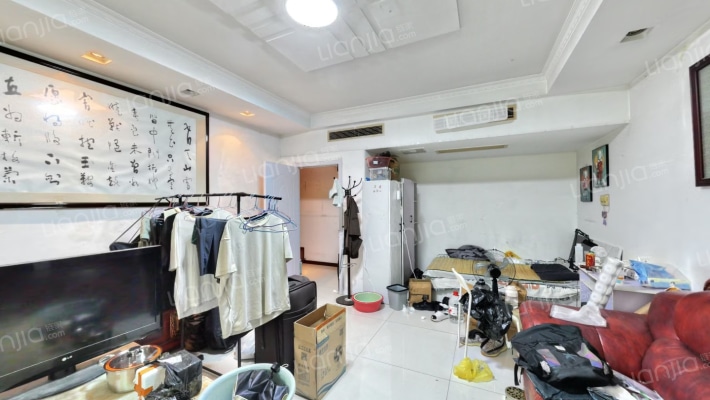 亚美伟博广场二手房实景图