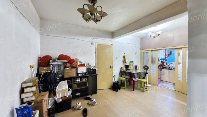 晚报新村二手房实景图