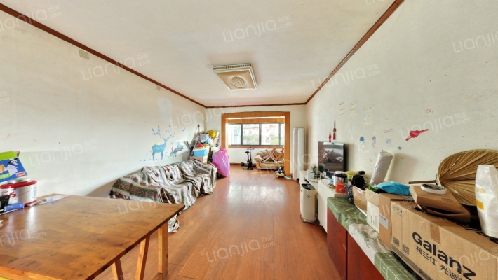 上河居公寓二手房实景图
