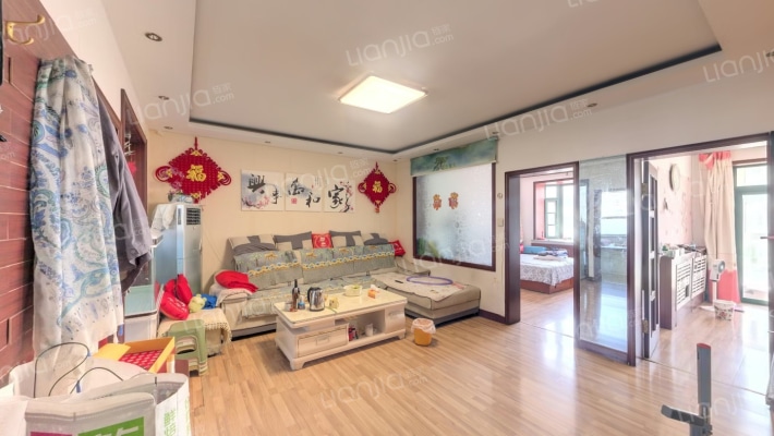月湖豪庭二手房实景图