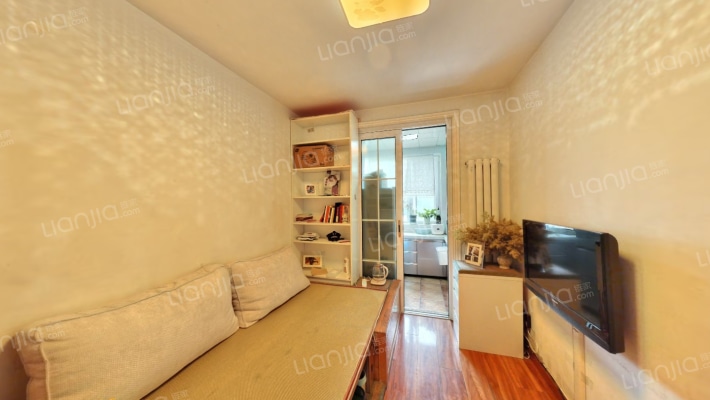 六里屯东里二手房实景图