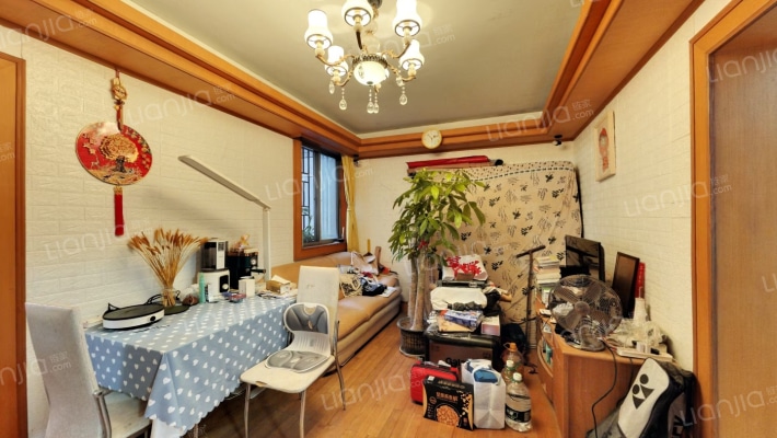建德花园紫荆苑二手房实景图