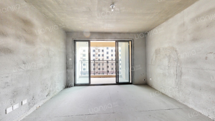 大丰佳苑东A区二手房实景图