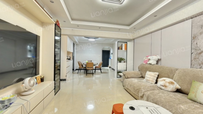 云翔金谷二手房实景图