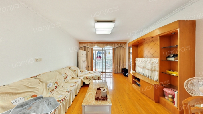 新沁园小区二手房实景图